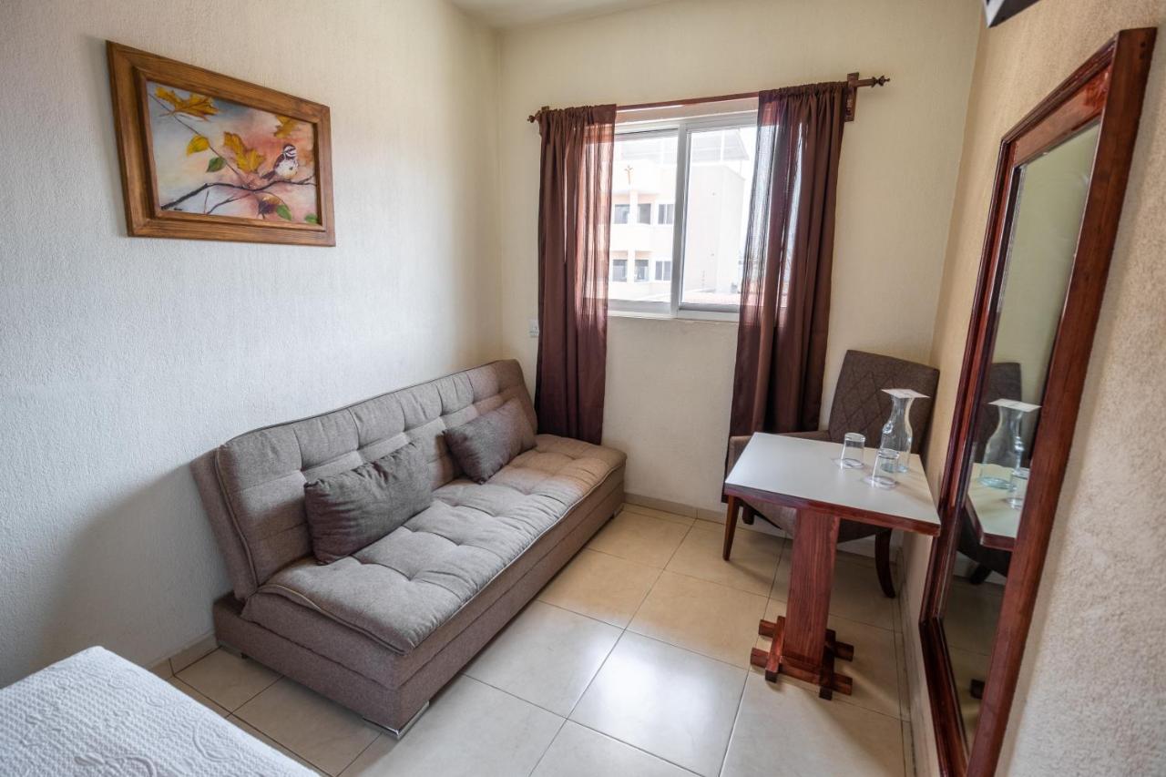 Hotel Casa Garatusa Yuriria Ngoại thất bức ảnh