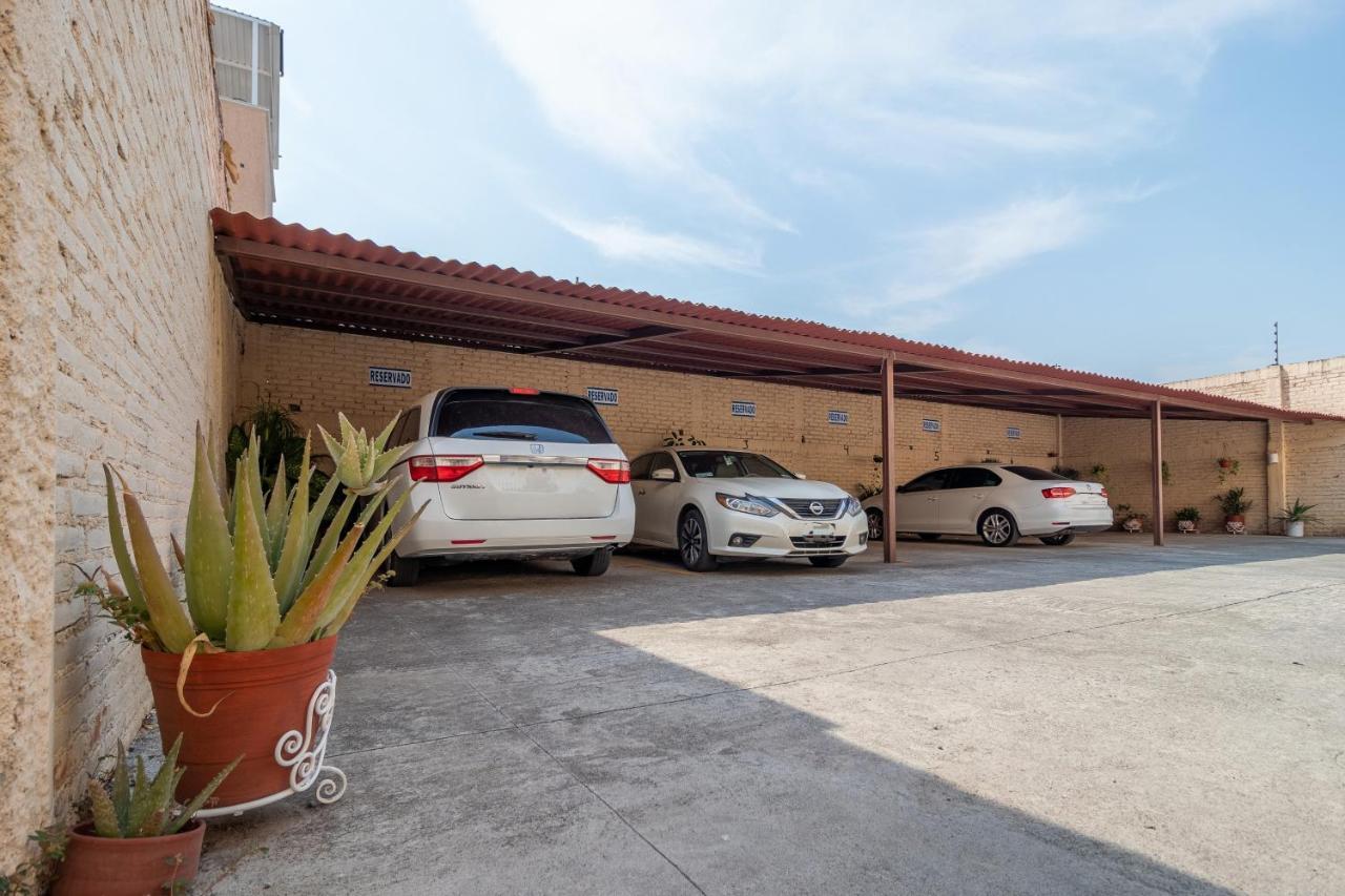 Hotel Casa Garatusa Yuriria Ngoại thất bức ảnh